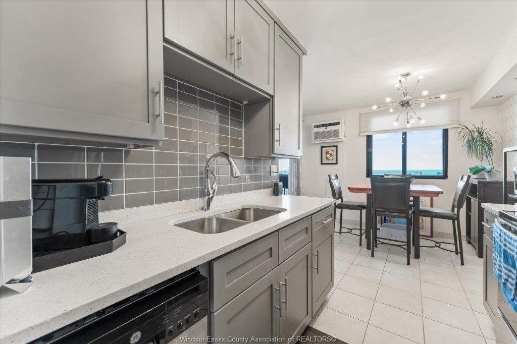 2701-150 Park, Windsor, ON