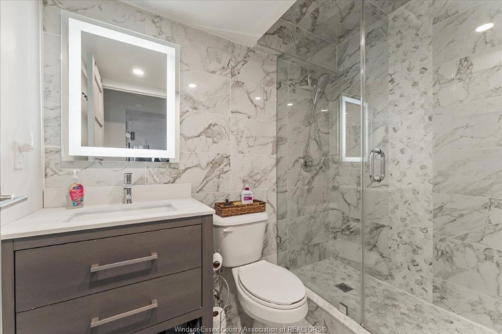 2701-150 Park, Windsor, ON