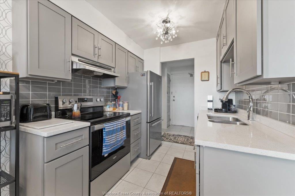 2701-150 Park, Windsor, ON