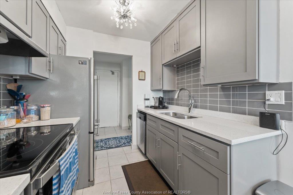 2701-150 Park, Windsor, ON