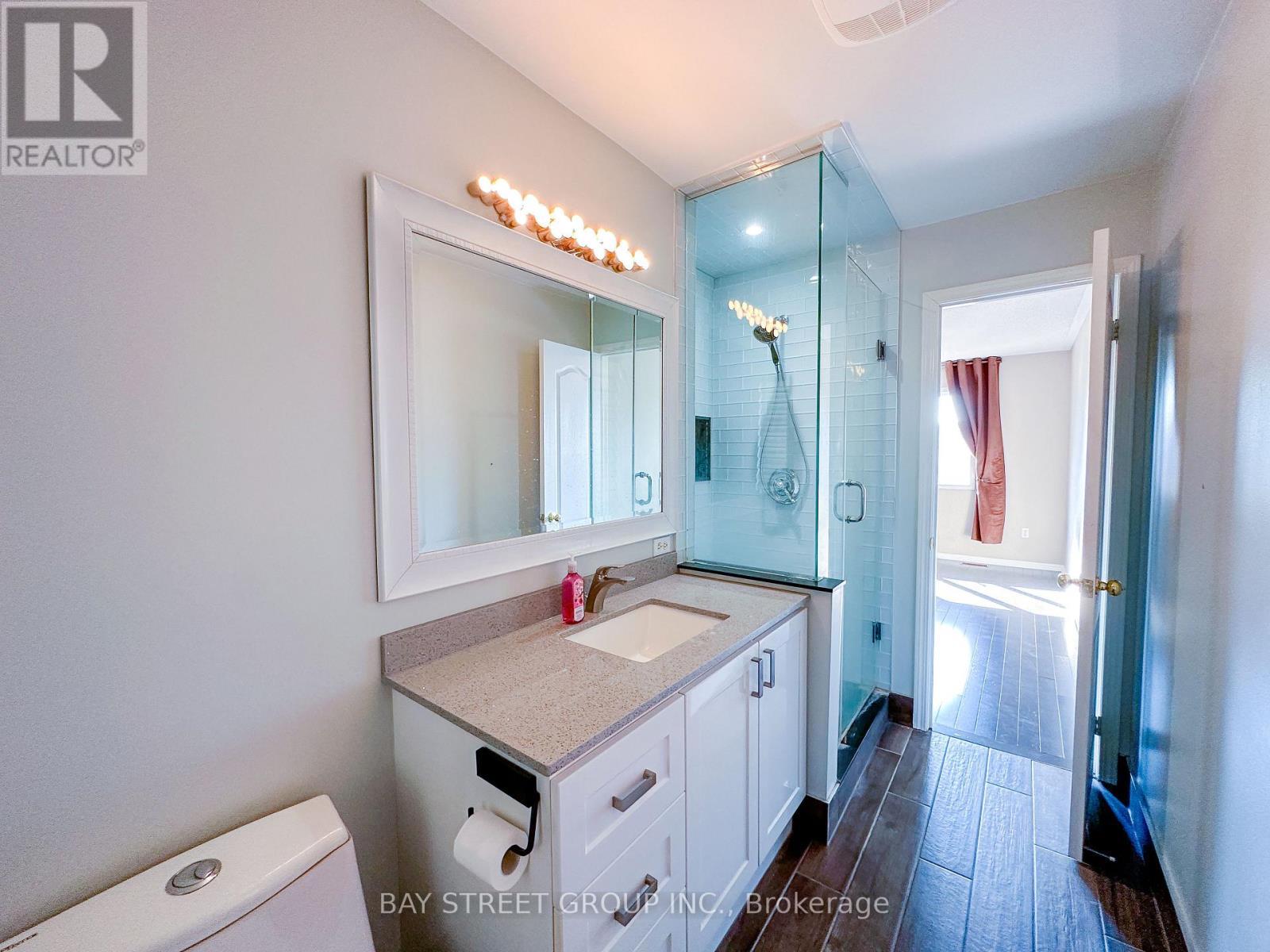216 Equator Crescent, Vaughan, ON - Indoor Photo Showing Bathroom