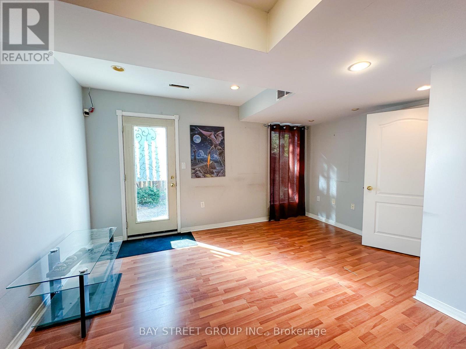 216 Equator Crescent, Vaughan, ON - Indoor Photo Showing Other Room