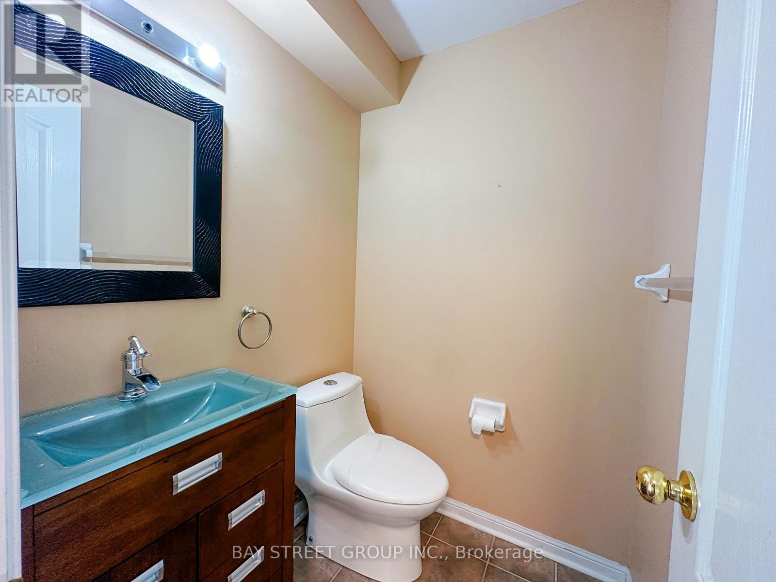 216 Equator Crescent, Vaughan, ON - Indoor Photo Showing Bathroom