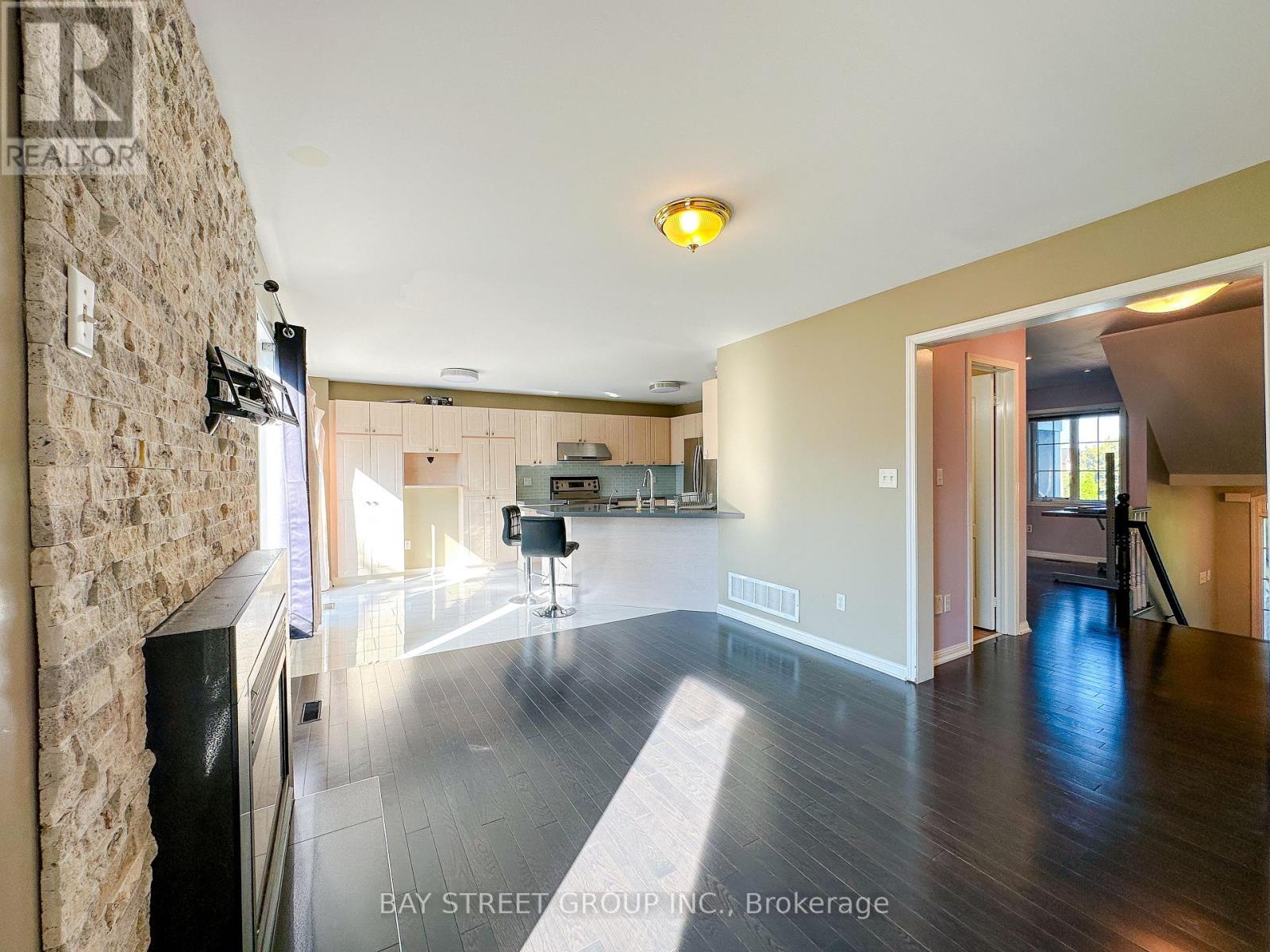 216 Equator Crescent, Vaughan, ON - Indoor