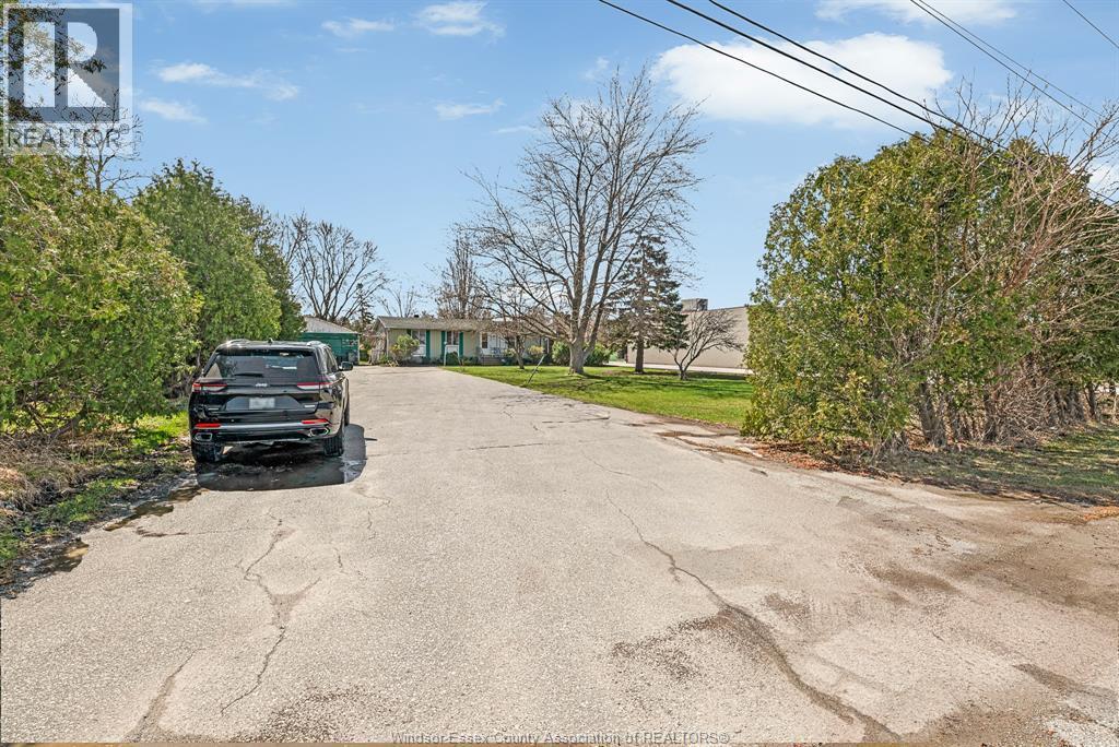 3425 County Rd 42, Windsor, ON - Outdoor With View
