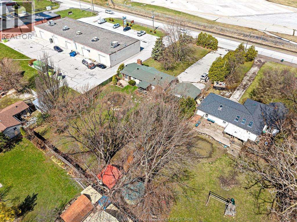 3425 County Rd 42, Windsor, ON - Outdoor With View