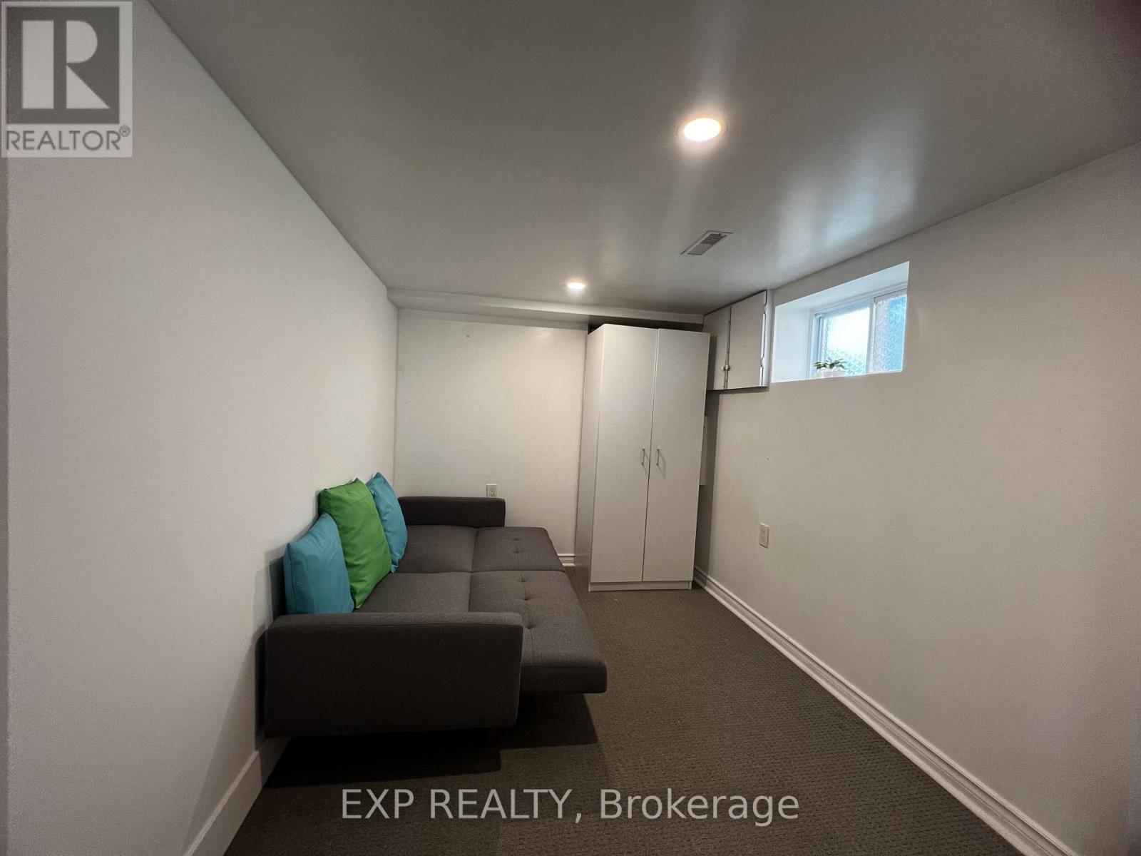 Bsmt - 4424 Sixth Avenue, Niagara Falls, ON - Indoor