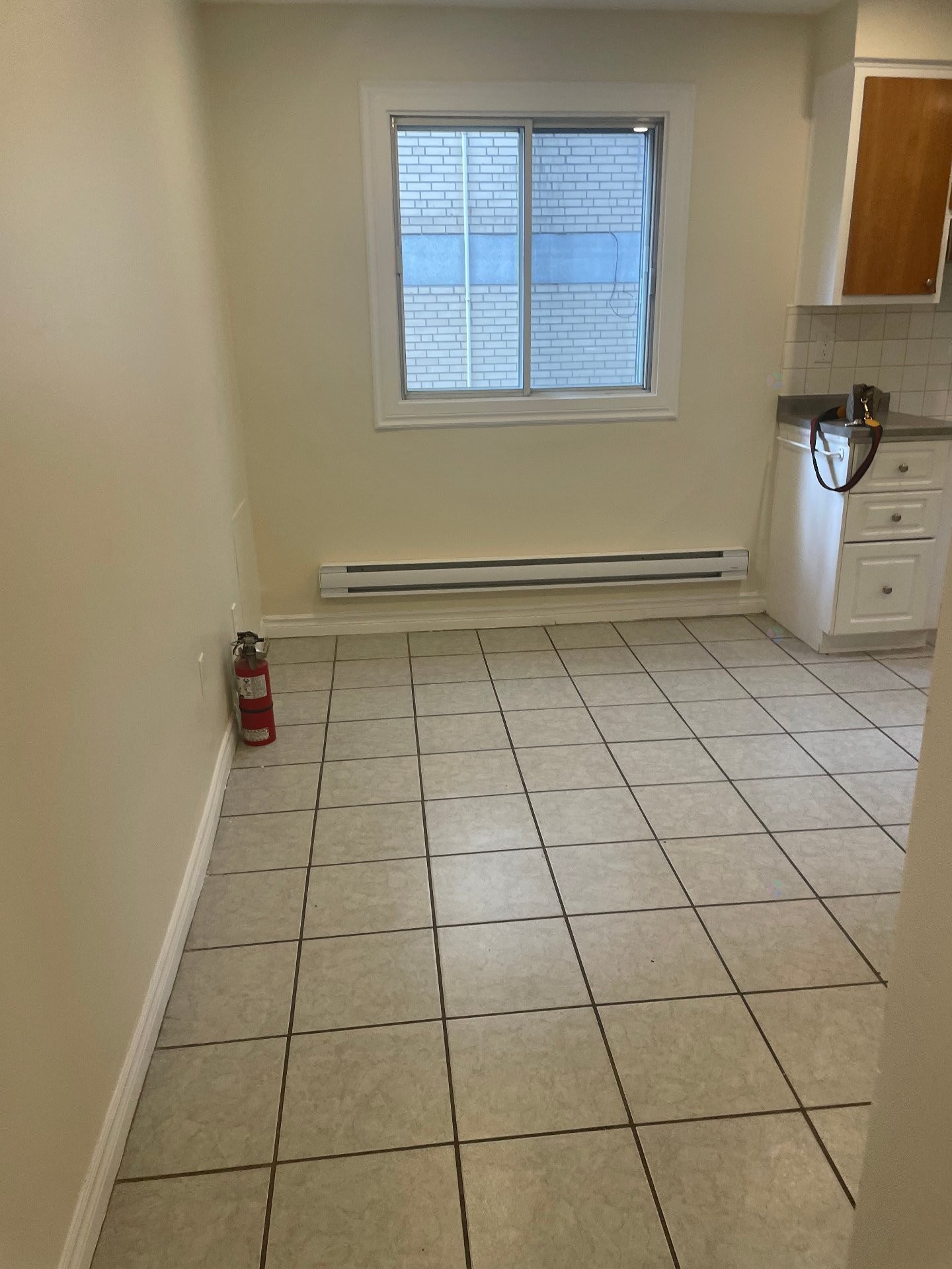 Coin-repas - 2-8475 Boul. De L'Acadie, Montréal (Villeray/Saint-Michel/Parc-Extension), QC - Indoor