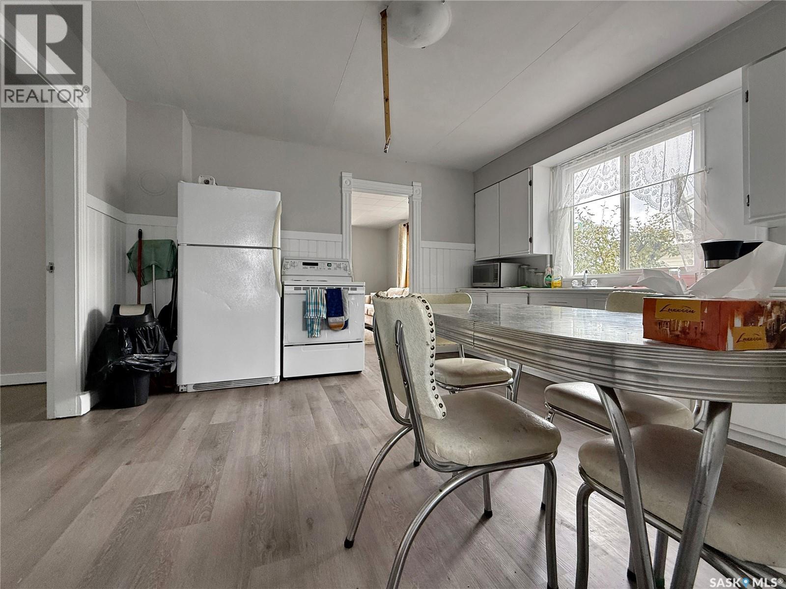 106 Carlton Street, Rocanville, SK - Indoor