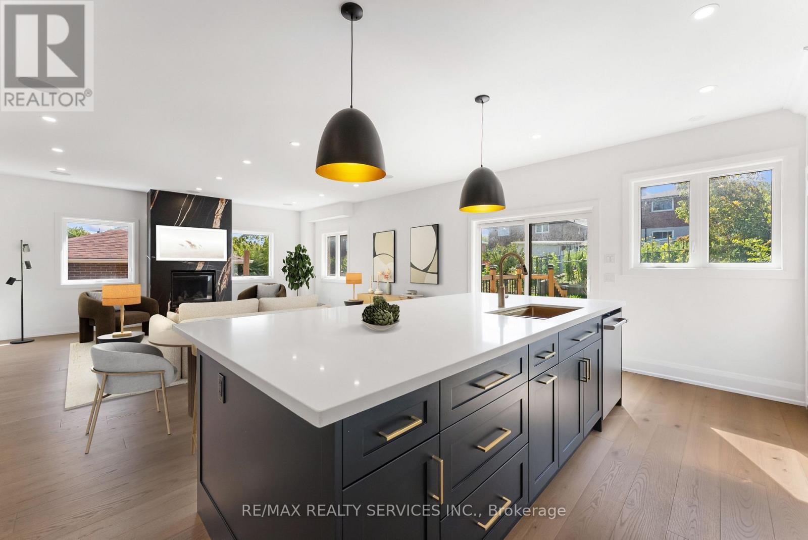 49 Greendowns Drive, Toronto, ON - Indoor Photo Showing Kitchen With Upgraded Kitchen