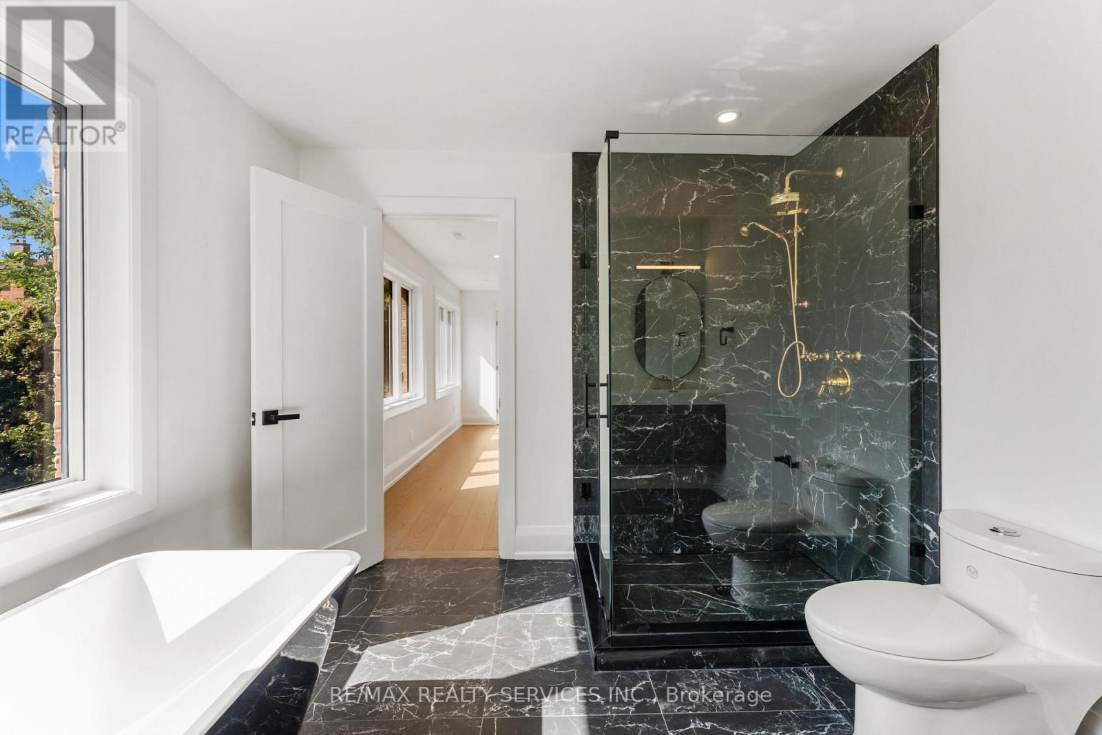 49 Greendowns Drive, Toronto, ON - Indoor Photo Showing Bathroom