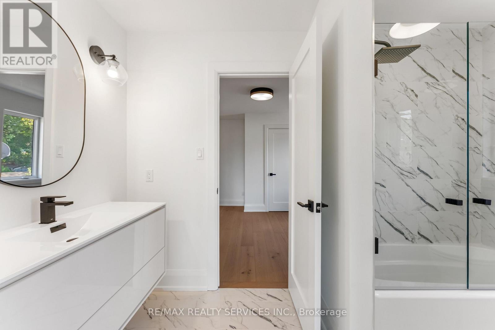 49 Greendowns Drive, Toronto, ON - Indoor Photo Showing Bathroom