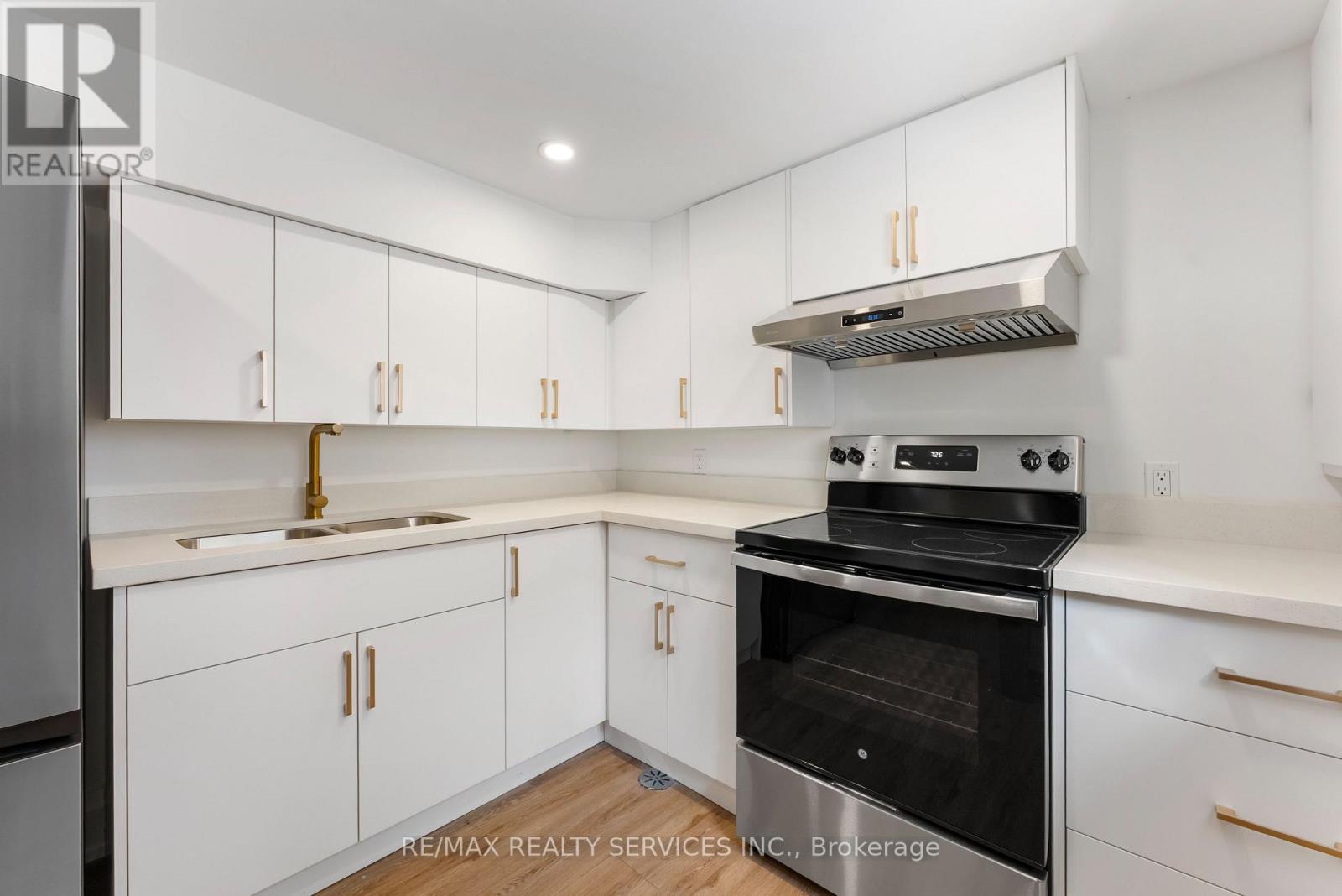 49 Greendowns Drive, Toronto, ON - Indoor Photo Showing Kitchen With Double Sink