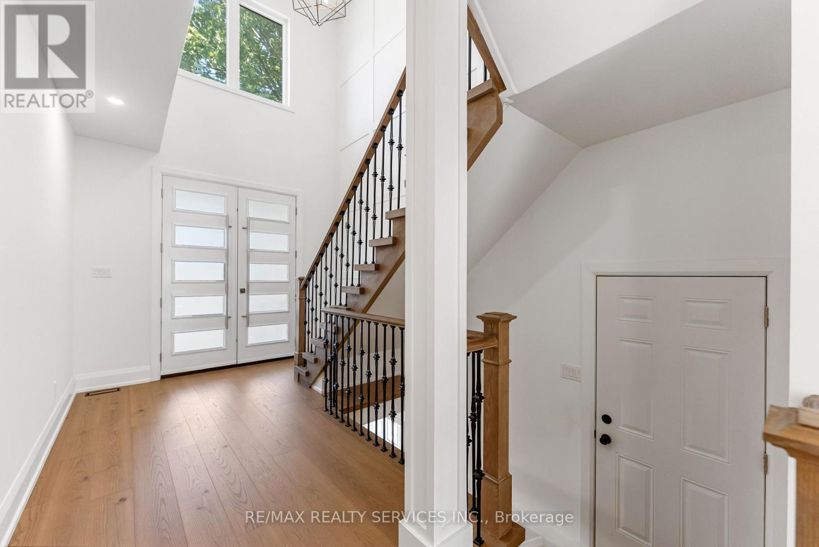 49 Greendowns Drive, Toronto, ON - Indoor Photo Showing Other Room
