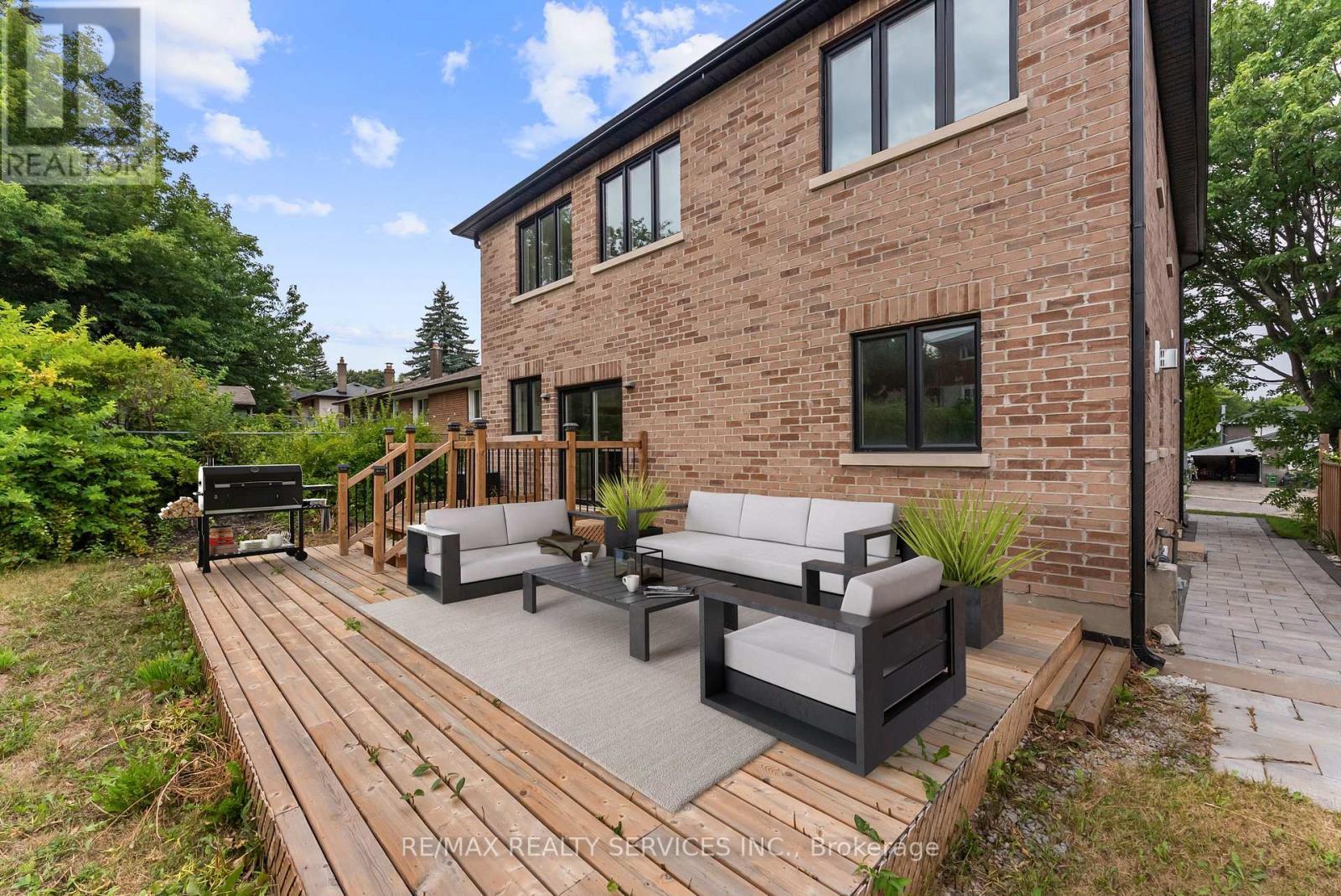49 Greendowns Drive, Toronto, ON - Outdoor With Deck Patio Veranda With Exterior