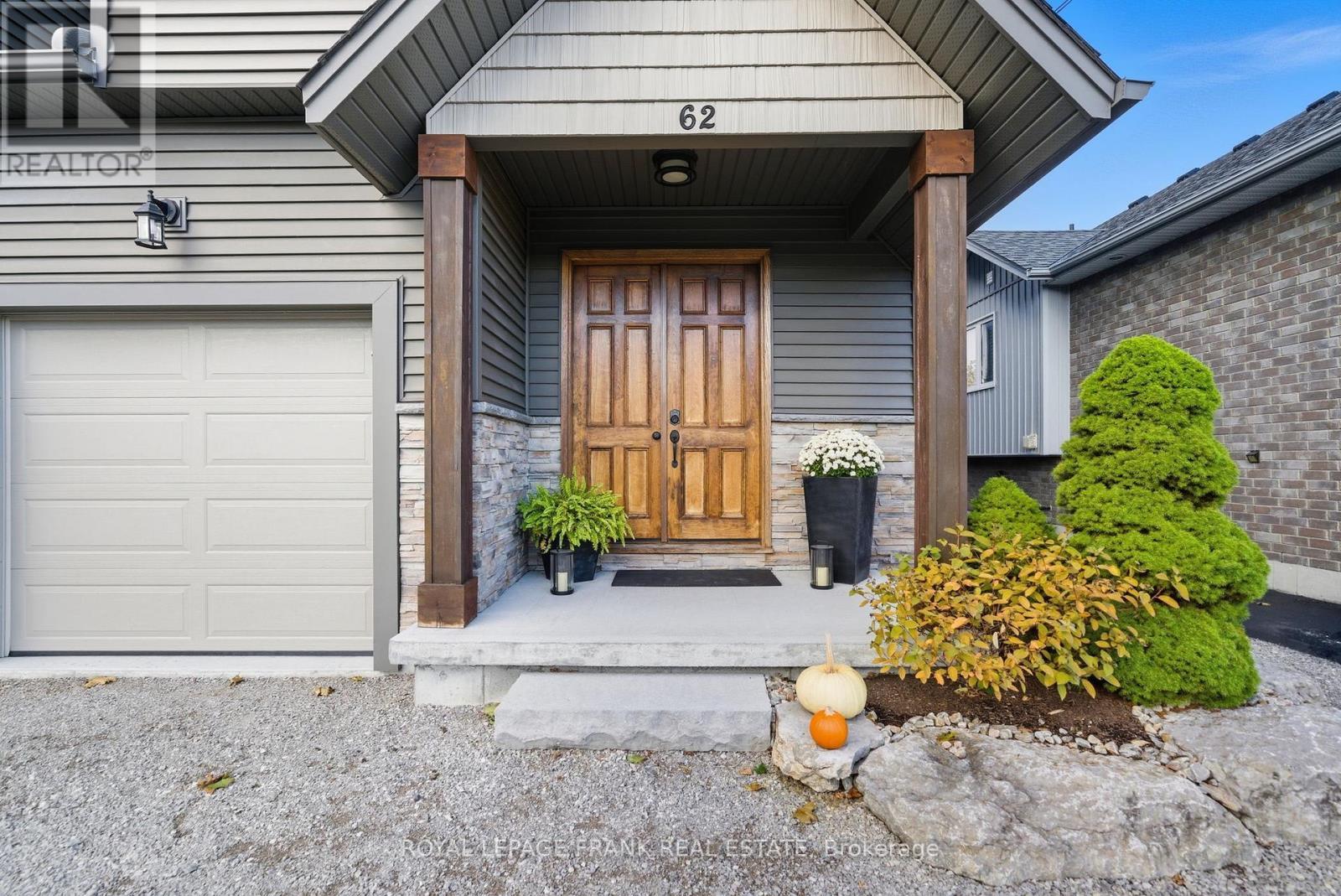 62 Helen Street, Kawartha Lakes (Bobcaygeon), ON - Outdoor With Exterior