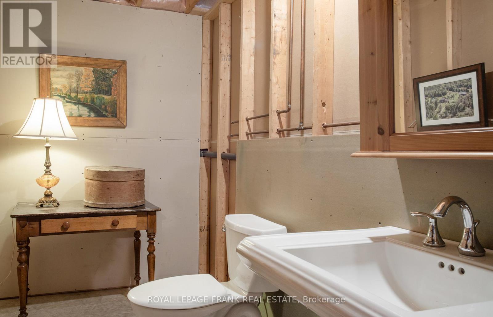 556 Hwy 7A Highway, Kawartha Lakes (Manvers), ON