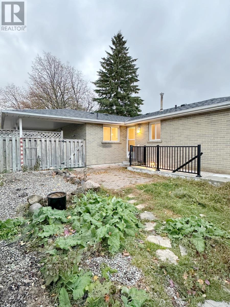 93 Hill Drive, Aurora, ON - Outdoor