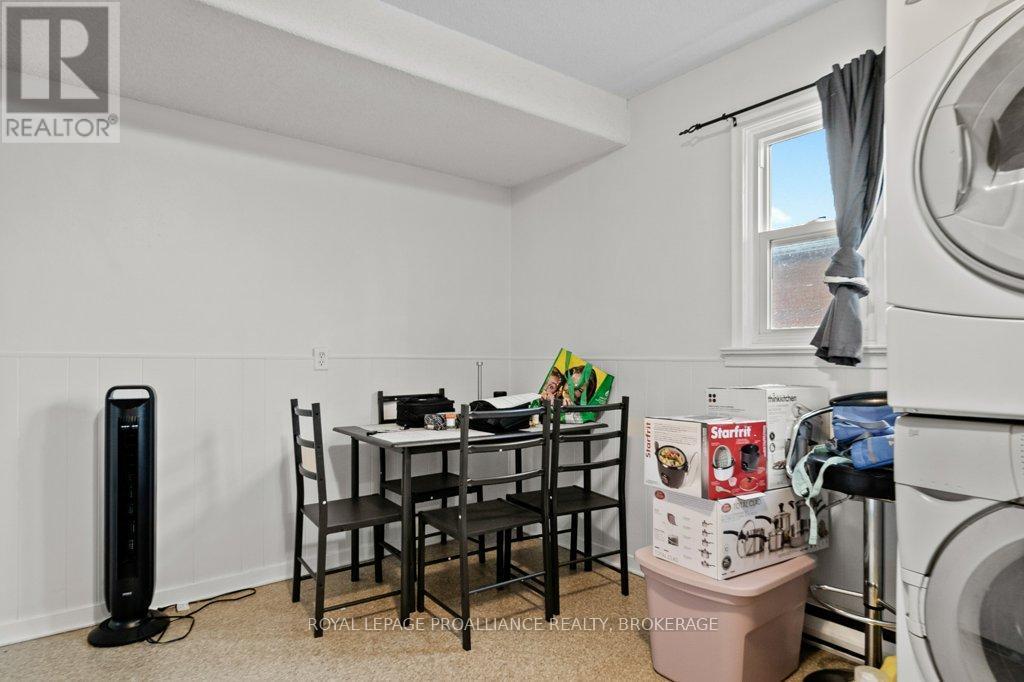 1348 Princess Street, Kingston (West Of Sir John A. Blvd), ON - Indoor Photo Showing Laundry Room