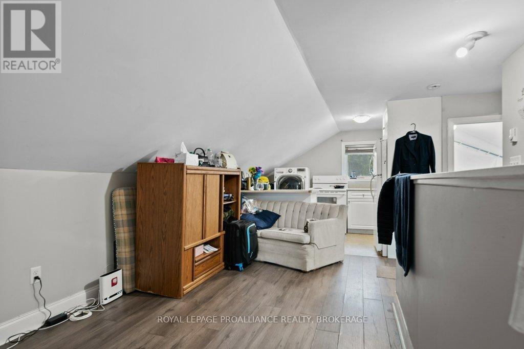 1348 Princess Street, Kingston (West Of Sir John A. Blvd), ON - Indoor