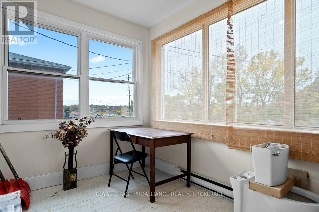 1348 Princess Street, Kingston (West Of Sir John A. Blvd), ON - Indoor