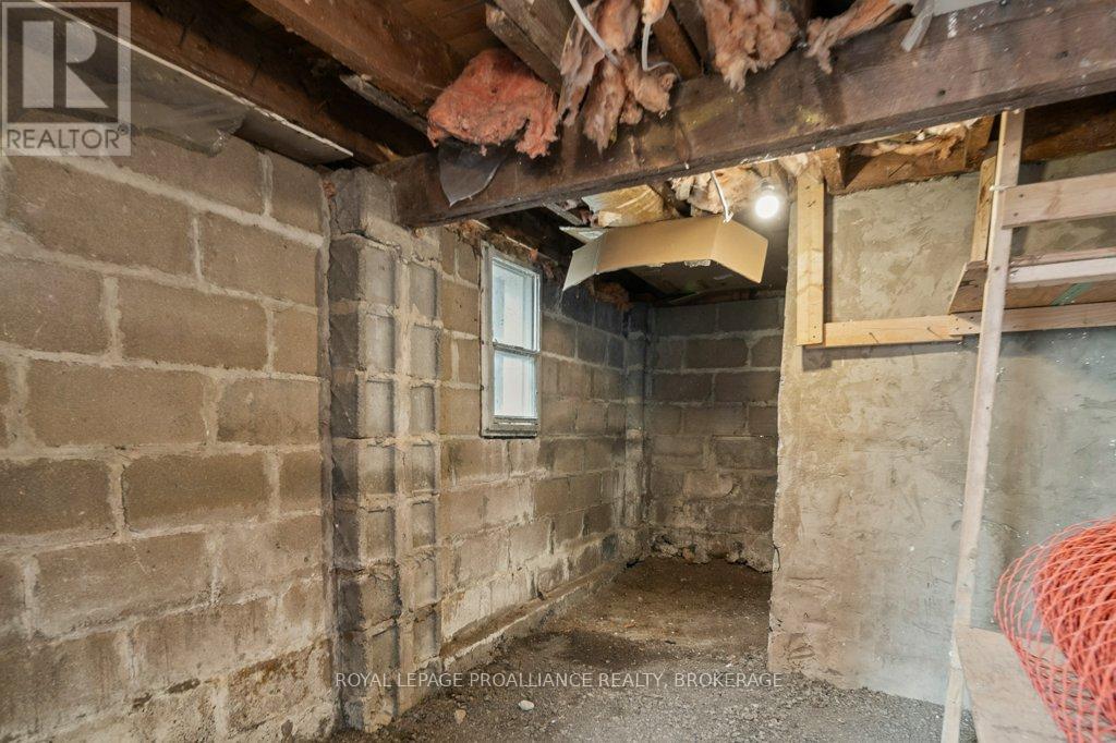 1348 Princess Street, Kingston (West Of Sir John A. Blvd), ON - Indoor Photo Showing Basement