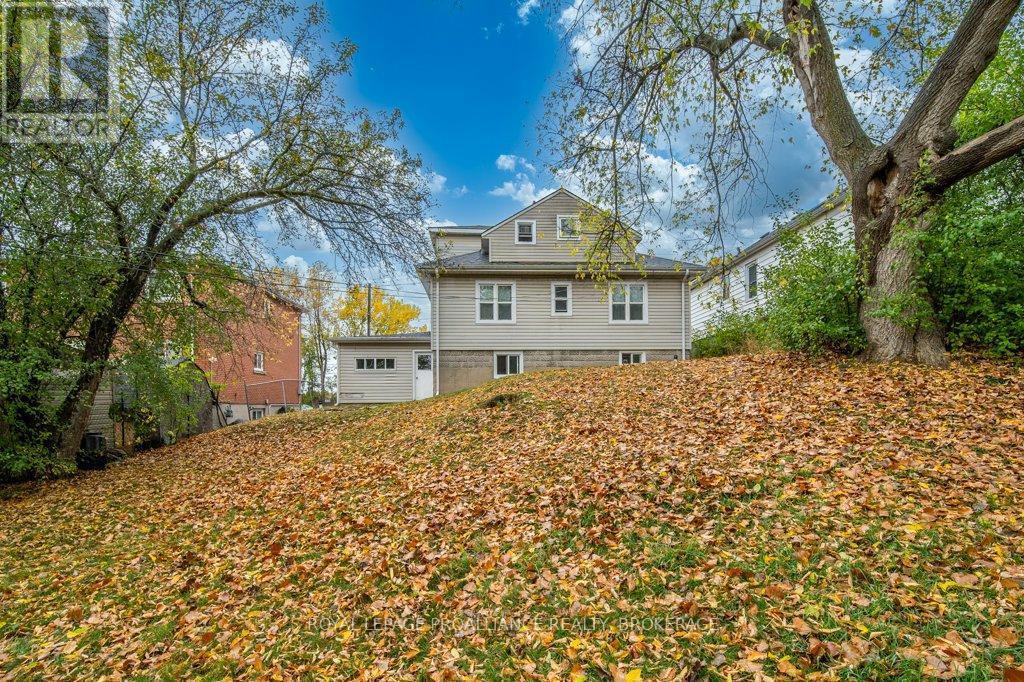 1348 Princess Street, Kingston (West Of Sir John A. Blvd), ON - Outdoor