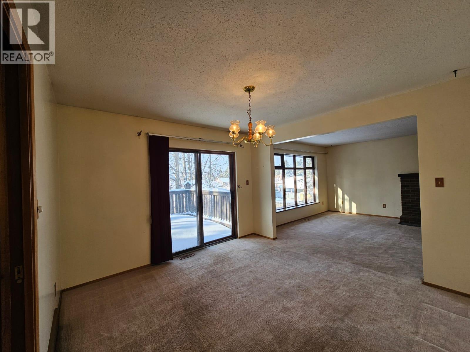 128 Kiskatinaw Crescent, Tumbler Ridge, BC - Indoor Photo Showing Other Room