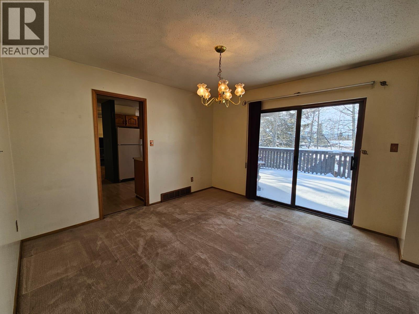 128 Kiskatinaw Crescent, Tumbler Ridge, BC - Indoor Photo Showing Other Room