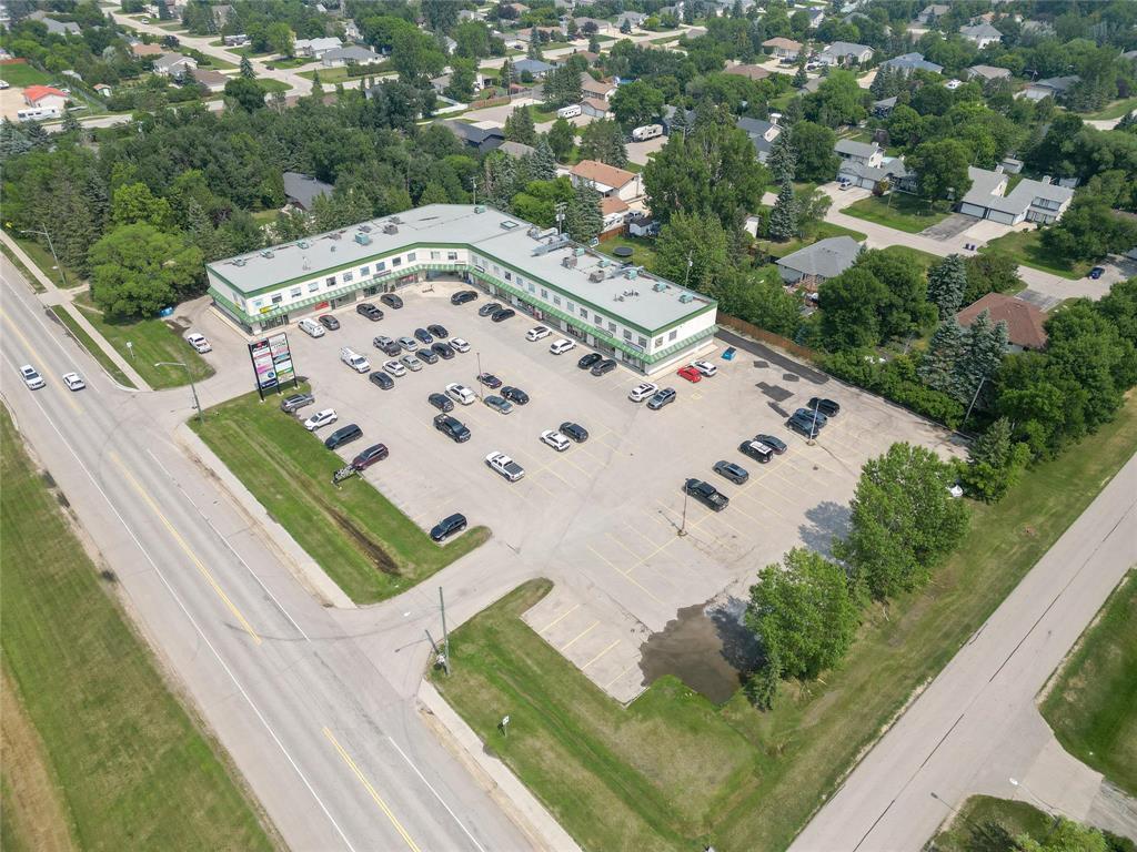 205 449 Main Street, Oakbank, MB