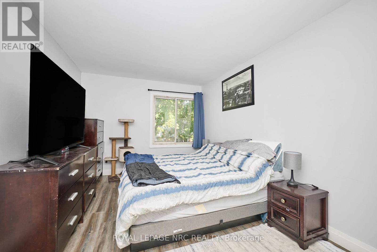 164 - 17 Old Pine Trail, St. Catharines (Carlton/Bunting), ON - Indoor Photo Showing Bedroom