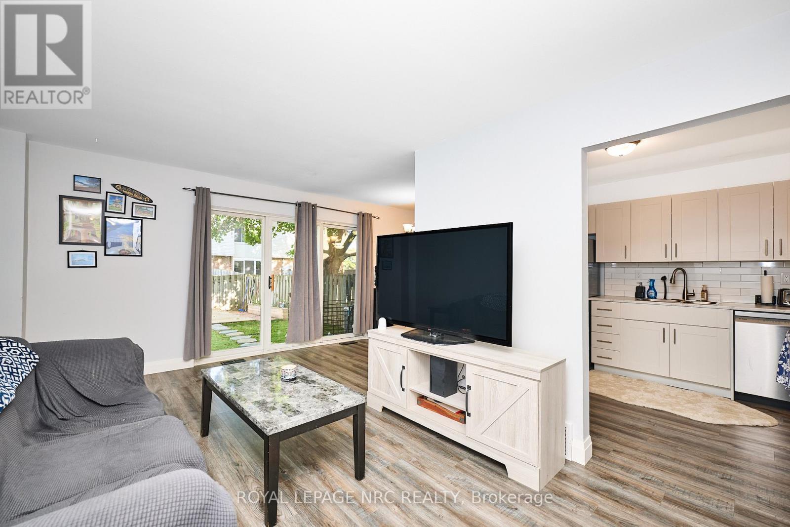 164 - 17 Old Pine Trail, St. Catharines (Carlton/Bunting), ON - Indoor Photo Showing Other Room