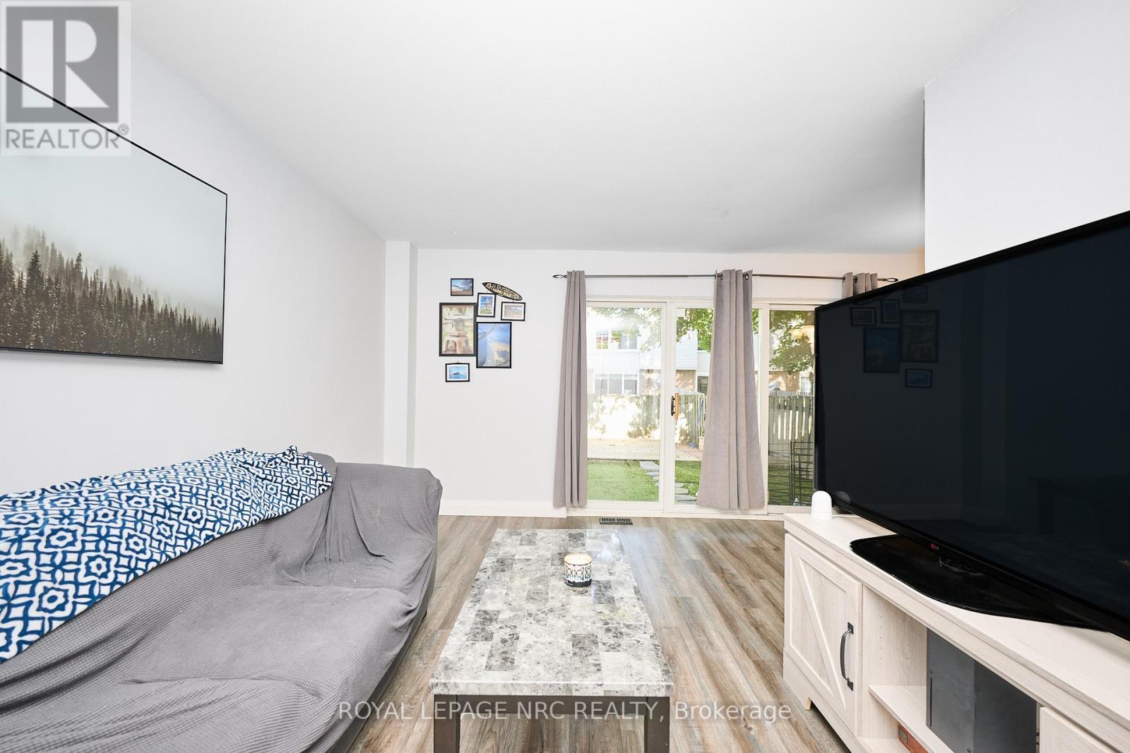 164 - 17 Old Pine Trail, St. Catharines (Carlton/Bunting), ON - Indoor Photo Showing Other Room