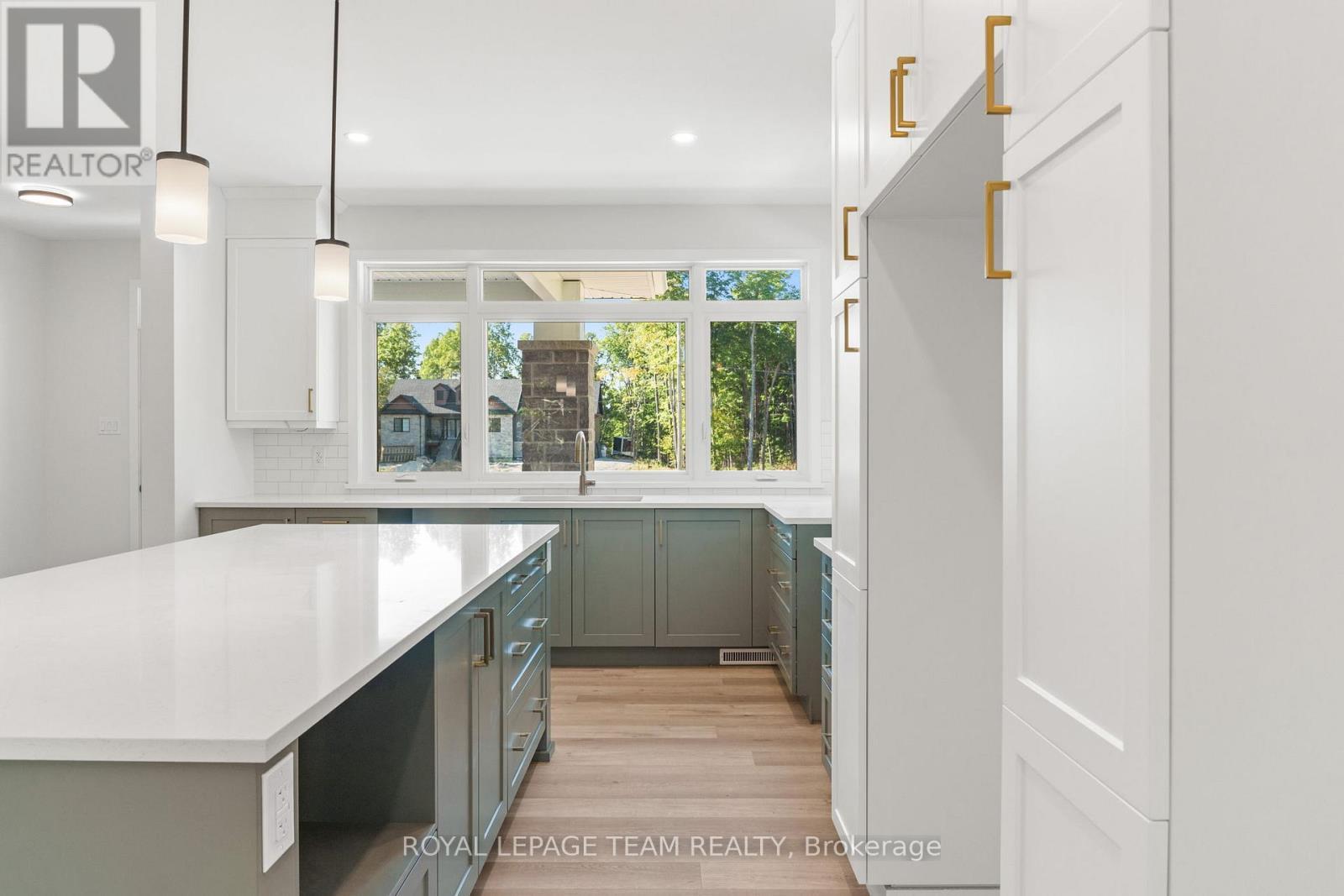 80 Hogan Drive, Mcnab/Braeside, ON - Indoor