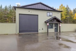 8-1010 Shearme Rd Coombs, BC V0R 2H0