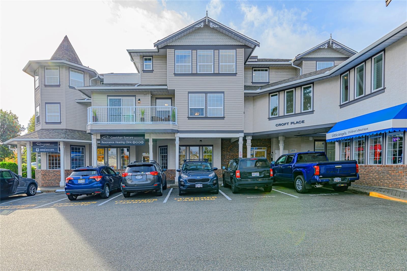 202-9844 Croft St, Chemainus, BC - Outdoor With Balcony With Facade