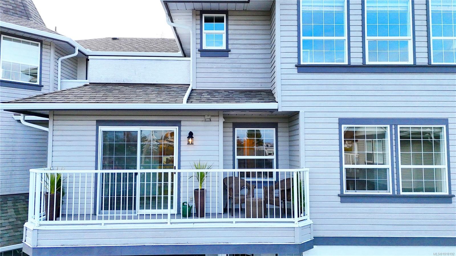 202-9844 Croft St, Chemainus, BC - Outdoor With Deck Patio Veranda