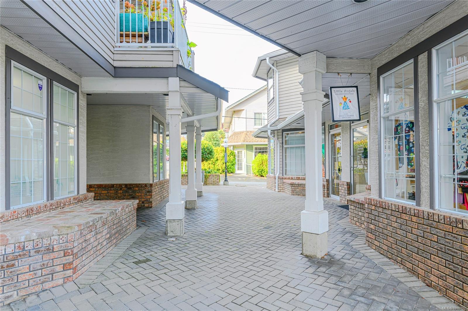 202-9844 Croft St, Chemainus, BC - Outdoor With Exterior