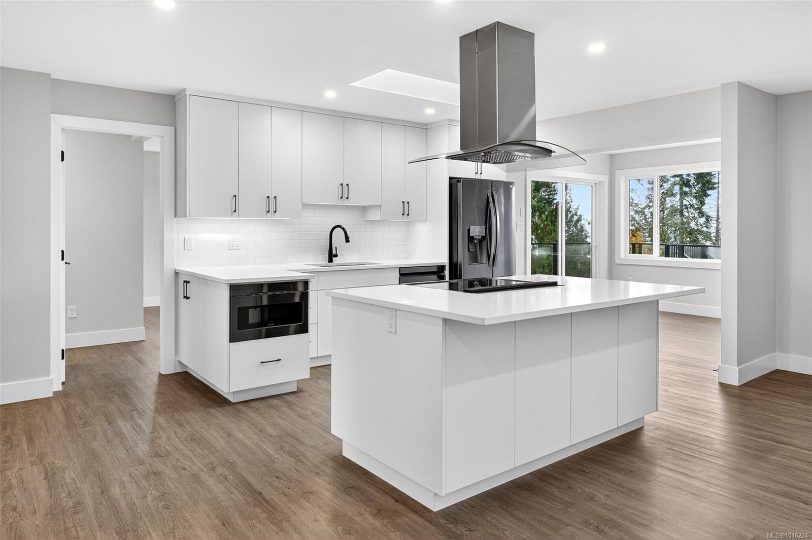 667 Noowick Rd, Mill Bay, BC