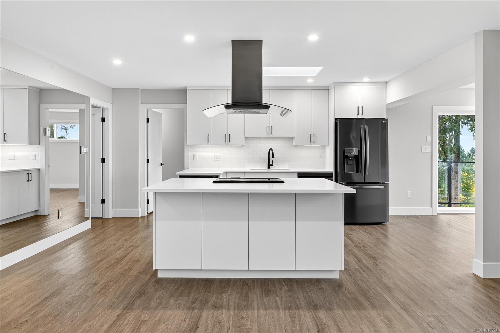 667 Noowick Rd, Mill Bay, BC