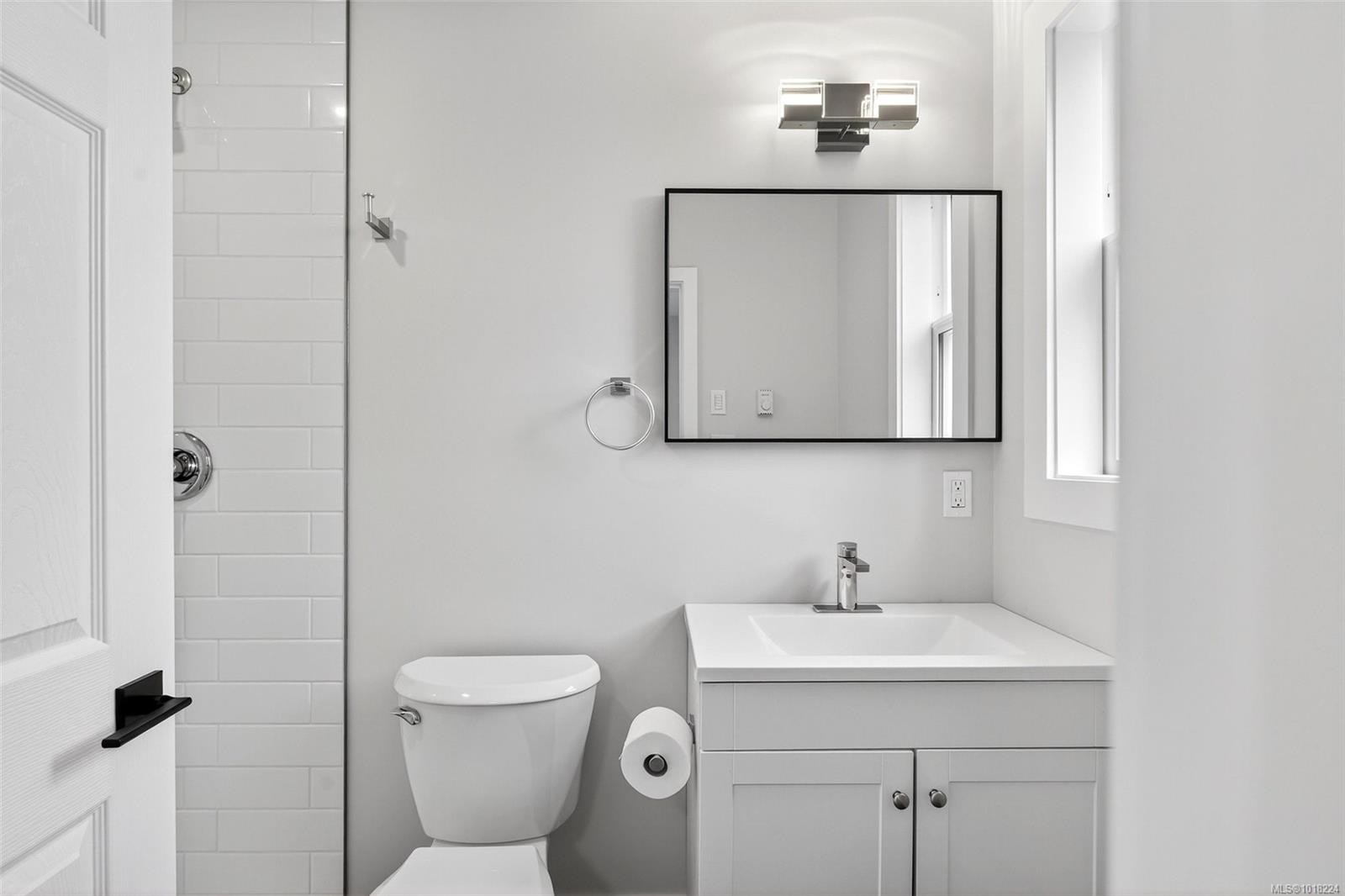 667 Noowick Rd, Mill Bay, BC