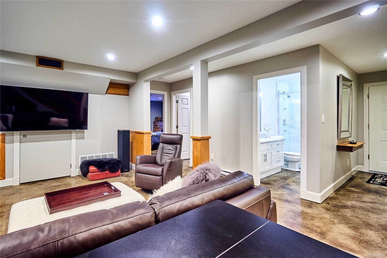 301 Mount Royal Pl, Nanaimo, BC