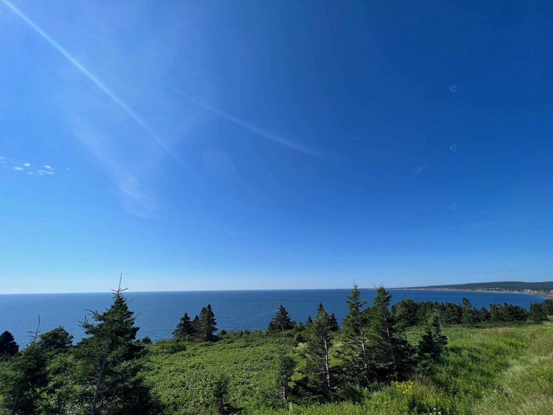 Vue sur l'eau - 719 Route 132 O., Percé, QC