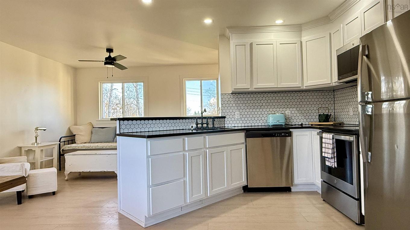 42 Arrow Head Crescent, Waterside, NS