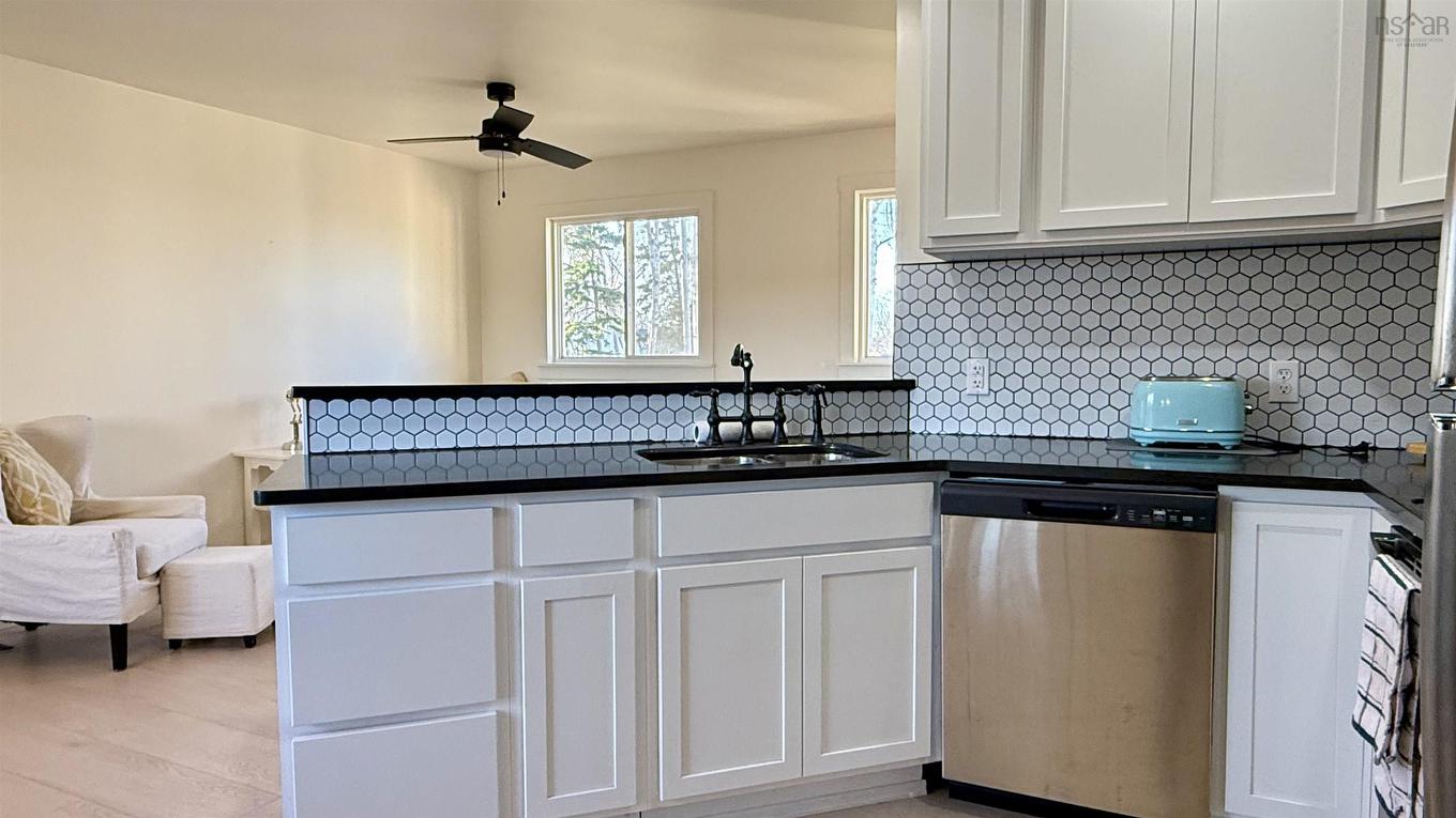 42 Arrow Head Crescent, Waterside, NS