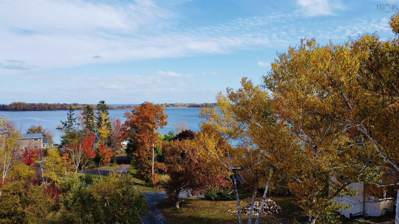 42 Arrow Head Crescent, Waterside, NS