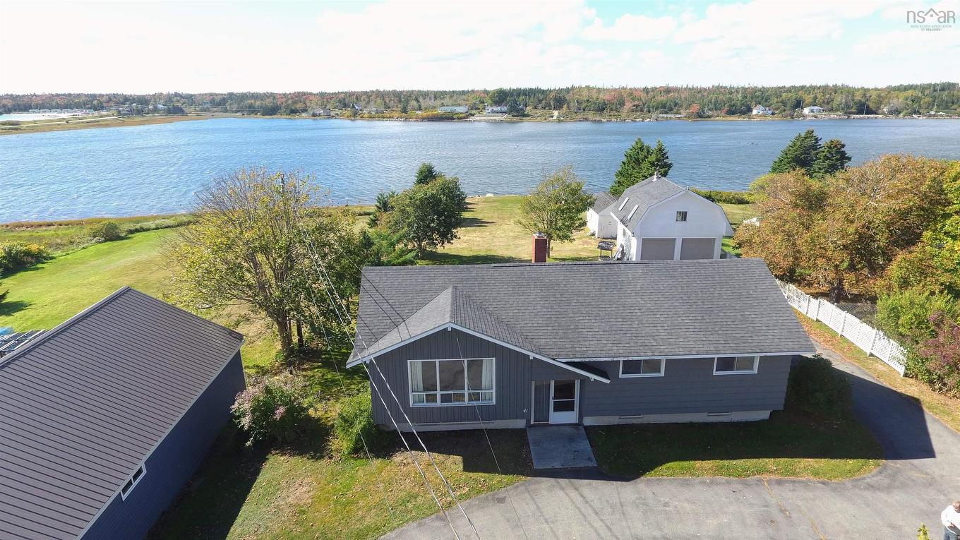41 Howe Street, Lockeport, NS