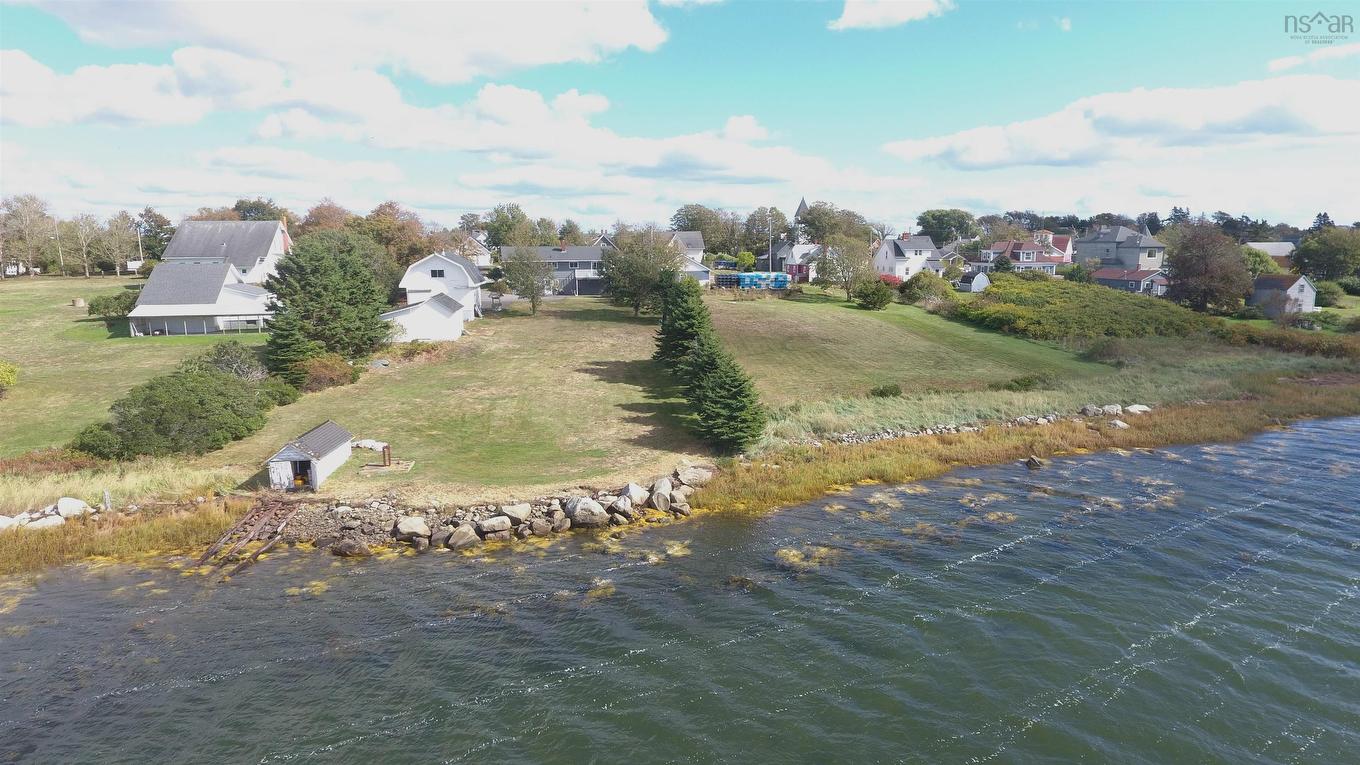 41 Howe Street, Lockeport, NS