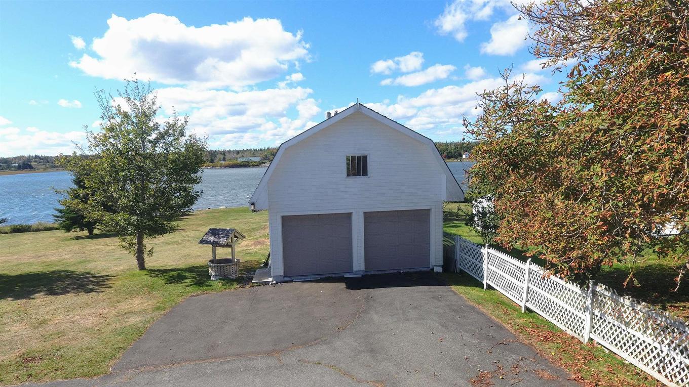 41 Howe Street, Lockeport, NS