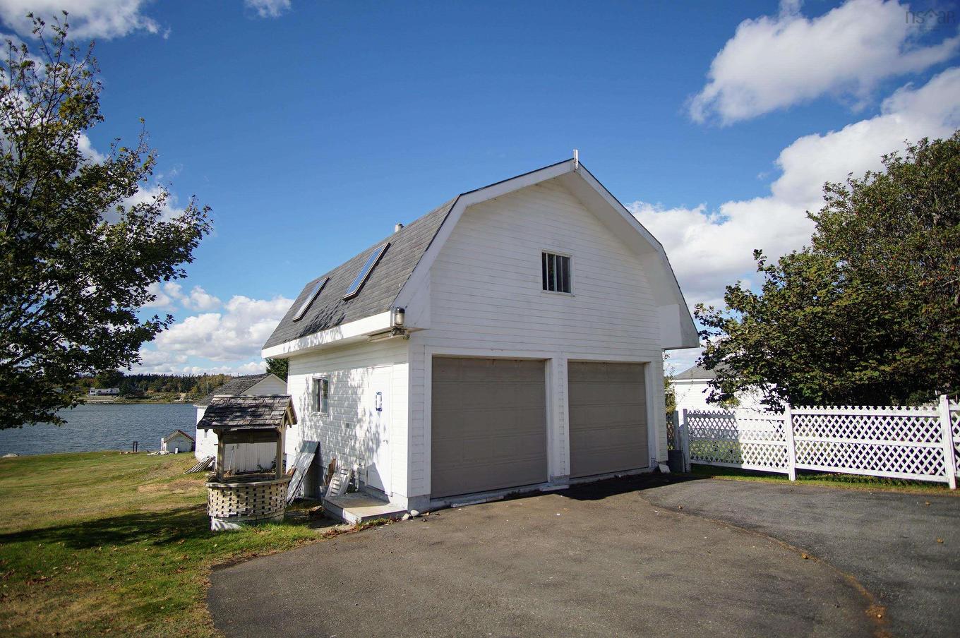 41 Howe Street, Lockeport, NS